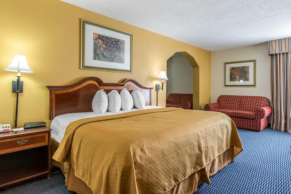 Days By Wyndham Hotel